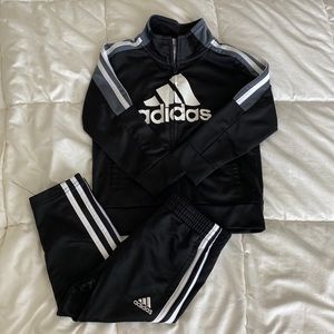 Adidas tracksuit - FULL SET Size 2T